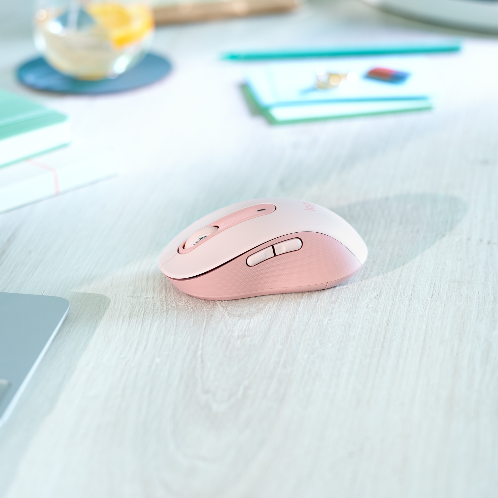 Mouse Logitech Signature M650 rosa - Immagine 1